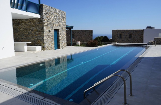 Apartment in apartment complex and large terrace, fantastic sea view with pool