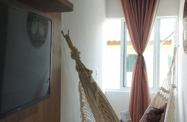 Apartment in cozy Imbassai, 5 minutes from where the river meets the sea -