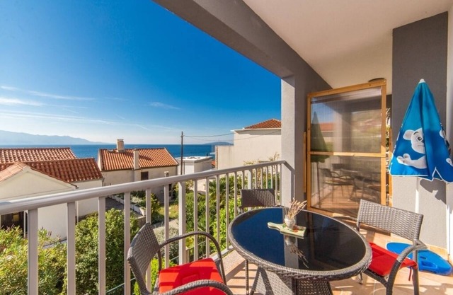 Apartment in Brist with Balcony, Air condition, WIFI (610-5)