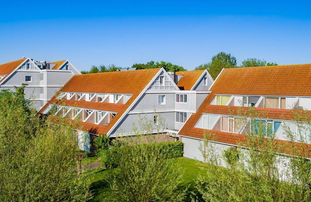 Apartment in Bruinisse near Grevelinger Meer