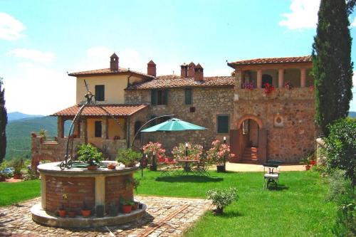 Apartment in Chiusdino with terrace