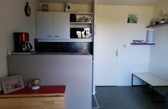 Apartment in DONVILLE