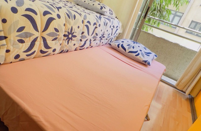 Apartment in downtown Santiago, Lastraría neighborhood, steps away from Metro Bellas Artes.