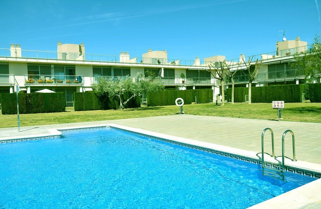 APARTMENT IN EL MIRADOR DEL DELTA WITH GARDEN