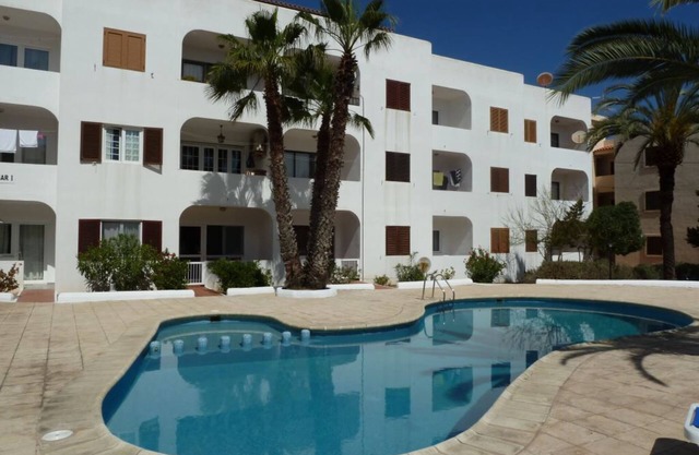 Apartment in Es Pujols, close to the beach, family friendly, pool, free WiFi, 2 + people