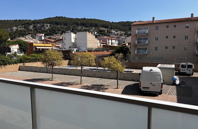 Apartment in Estartit with garden