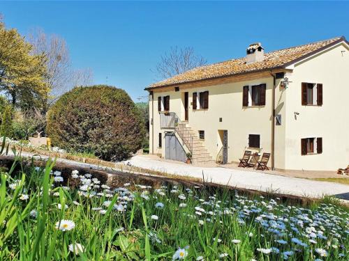 Apartment in Filottrano with Countryside Views