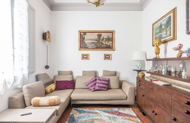 Apartment in Florence with 3 bedrooms sleeps 7
