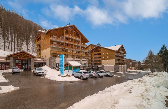 Apartment in French Alps with Heated Pool