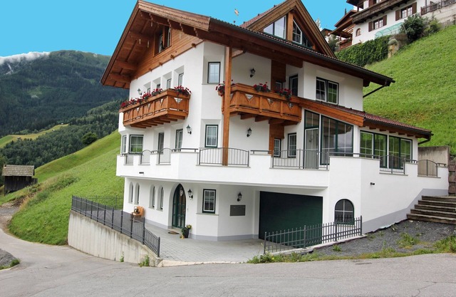 Apartment in Hochgallmigg near Ski Lift