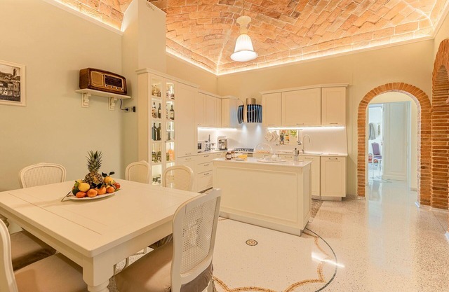 Apartment in Città Della Pieve with 2 bedrooms sleeps 5