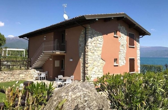 Apartment in Manerba with barbecue