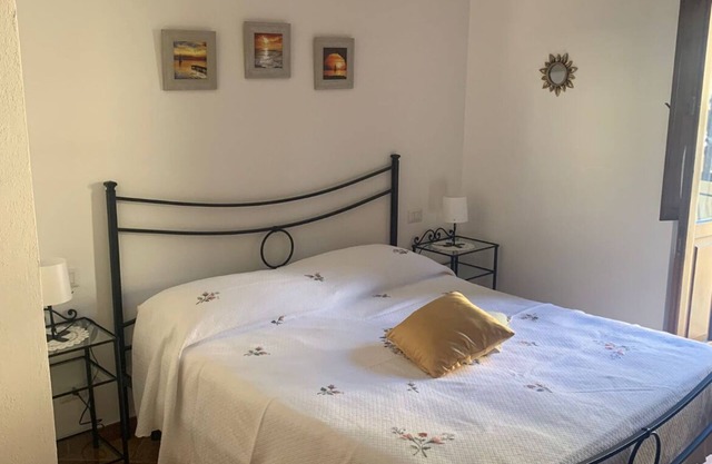 APARTMENT IN THE CENTER OF TOWN