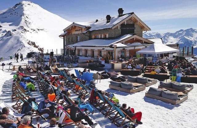 Apartment in Kaltenbach with Ski-In/Ski-Out