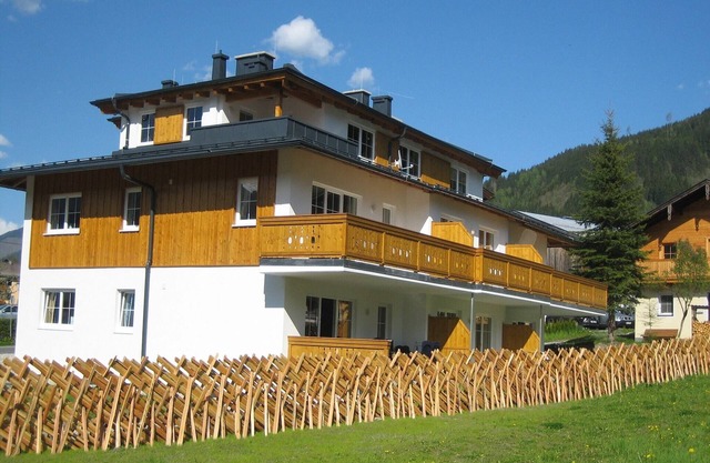 Apartment in Kaprun near Ski Lift