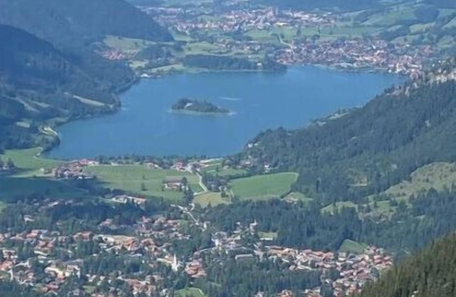 Apartment in Miesbach with views