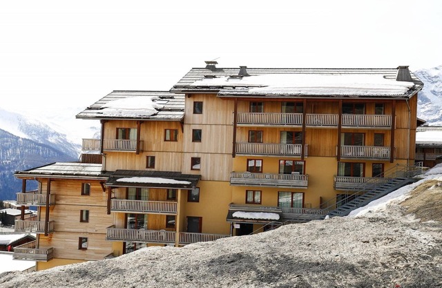 Apartment in Orcières with Heated Pool