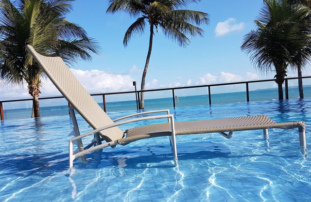 APARTMENT IN PARADISE