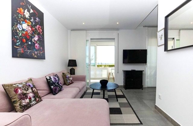 Apartment in Roses by Santa Margarita Beach