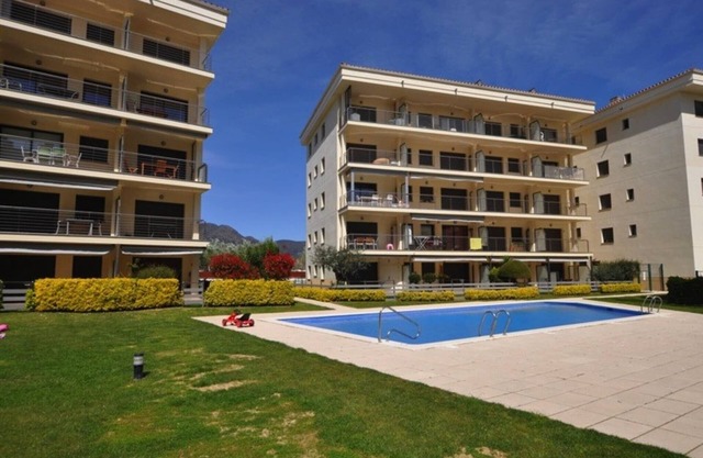 Apartment in Roses near Salatar Beach