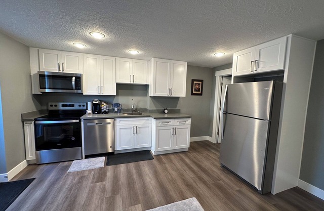 Apartment in Saratoga Springs, 2-bedroom, 1-bathroomm