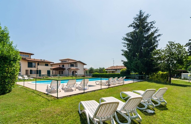 Apartment in Salò with Pool and Olive Groves