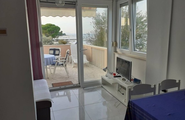 Apartment in Sukošan with Seaview, Terrace, Air condition, Washing machine (151-2)