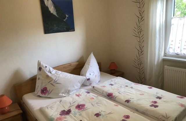 Apartment in sunny location in Sagard - apartment in a sunny location