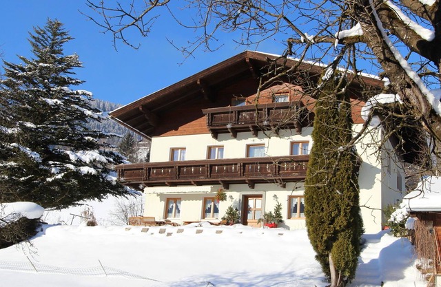 Apartment in Taxenbach with Garden, Garden Furniture, BBQ