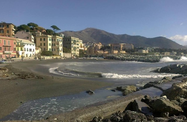 Apartment in the City a few minutes from the sea. AirConditioned. Free WiFi.