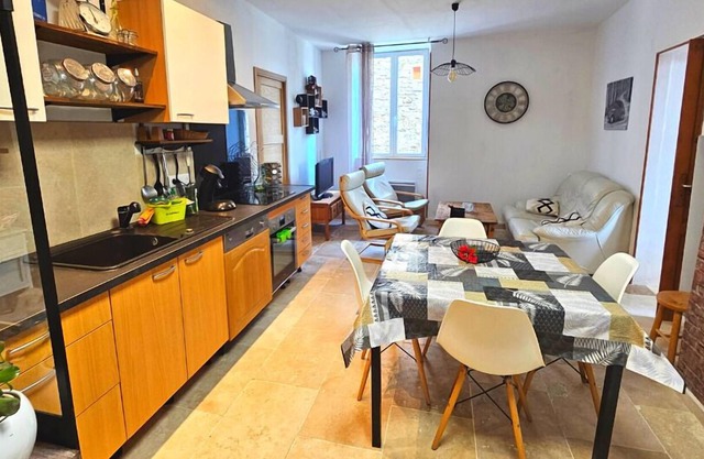 Apartment in the heart of the village of Manas