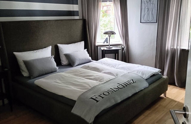 Apartment in the new town of Bremen near the Weser and the center