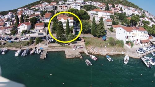 Tisno 