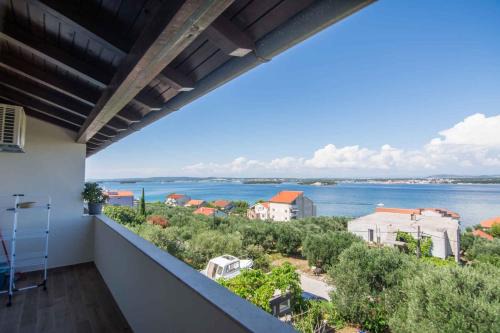 Apartment in Tkon - Insel Pasman 50975