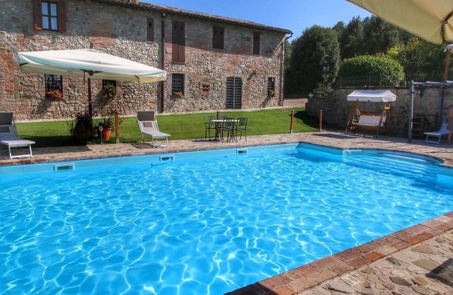 Apartment in Todi with Pool and Garden