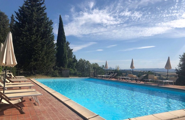Apartment in Trequanda with 3 bedrooms sleeps 6