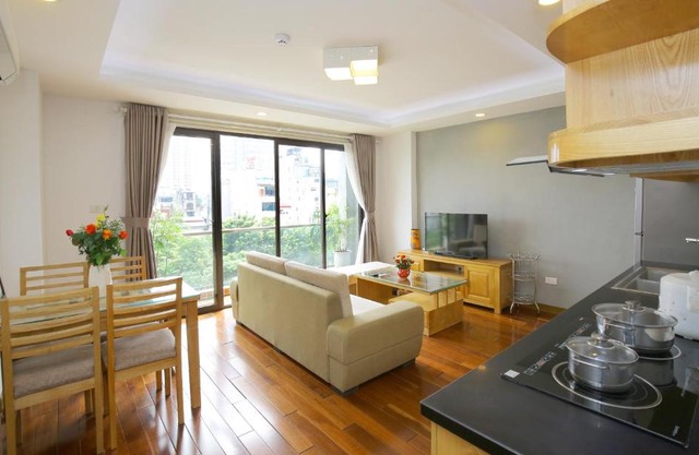 Apartment in Truc Bach, Thanh Nien street near Old Quarter