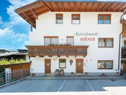 Apartment in Tyrol near Ski Lift