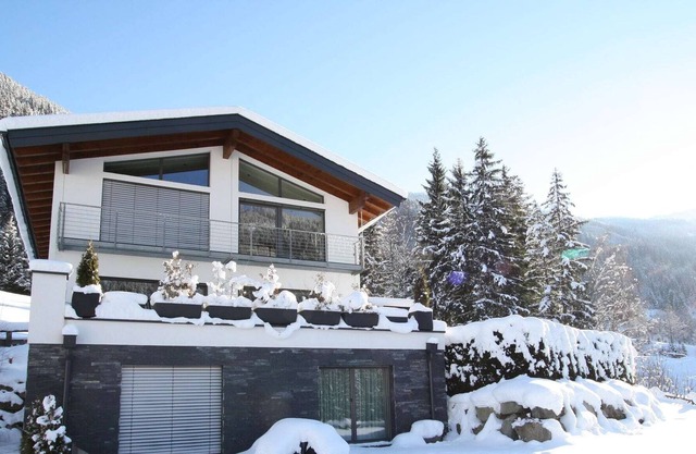 Apartment in Untertauern near ski area