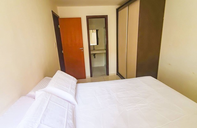 Apartment in Vilas do Atlântico 5 minutes from the beach! Close to everything!