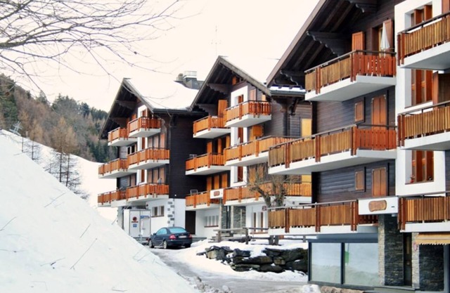 Apartment in Veysonnaz near Ski Slopes