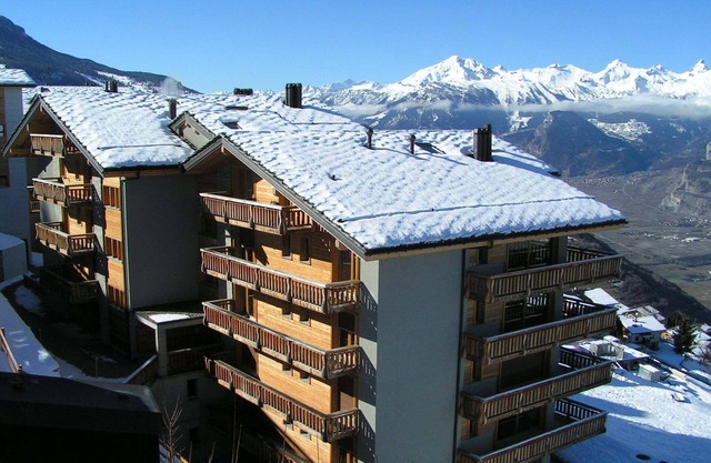 Apartment in Veysonnaz near Ski Lift