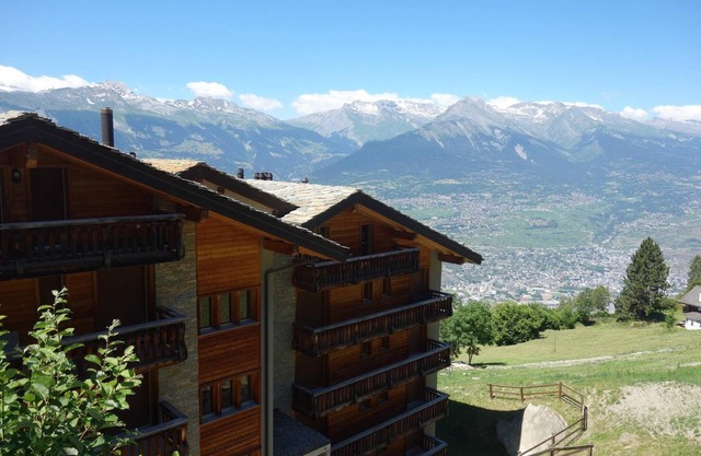 Apartment in Veysonnaz near Ski Lift