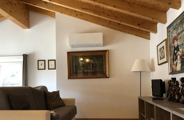 Apartment in villa sleeps 4, air conditioning, parking space, laundry