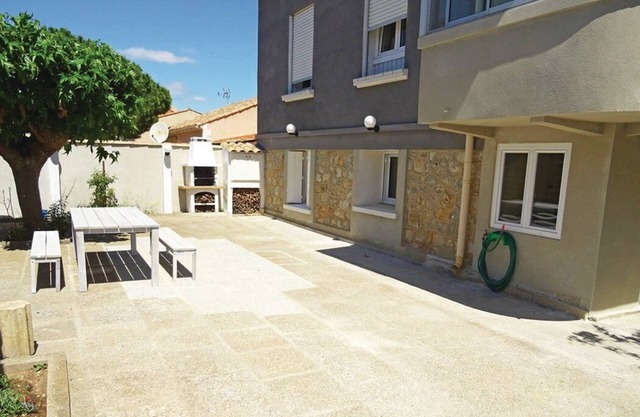 Apartment in Vinassan: 7 minutes from Narbonne and 20 minutes from the beaches!