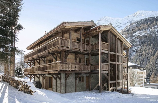 Apartment in Zermatt with Mountain Views
