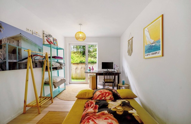 Apartment 'International Flair Trier Luxemburg' with Balcony and Wi-Fi