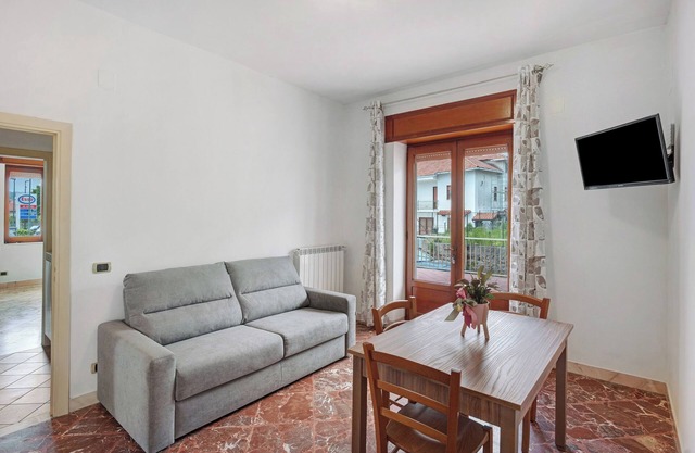 Apartment 'Ischia Con Terrazza' with Private Terrace, Shared Garden and Wi-Fi