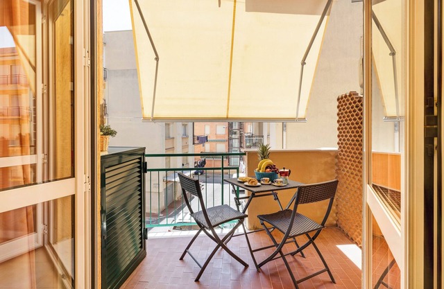 Apartment 'Isophylla Comfort' close to the Beach with Balconies & Wi-Fi