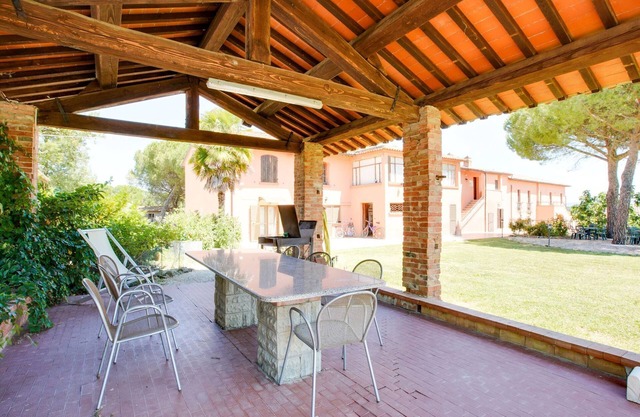 Apartment in Castiglione near Lake Trasimeno